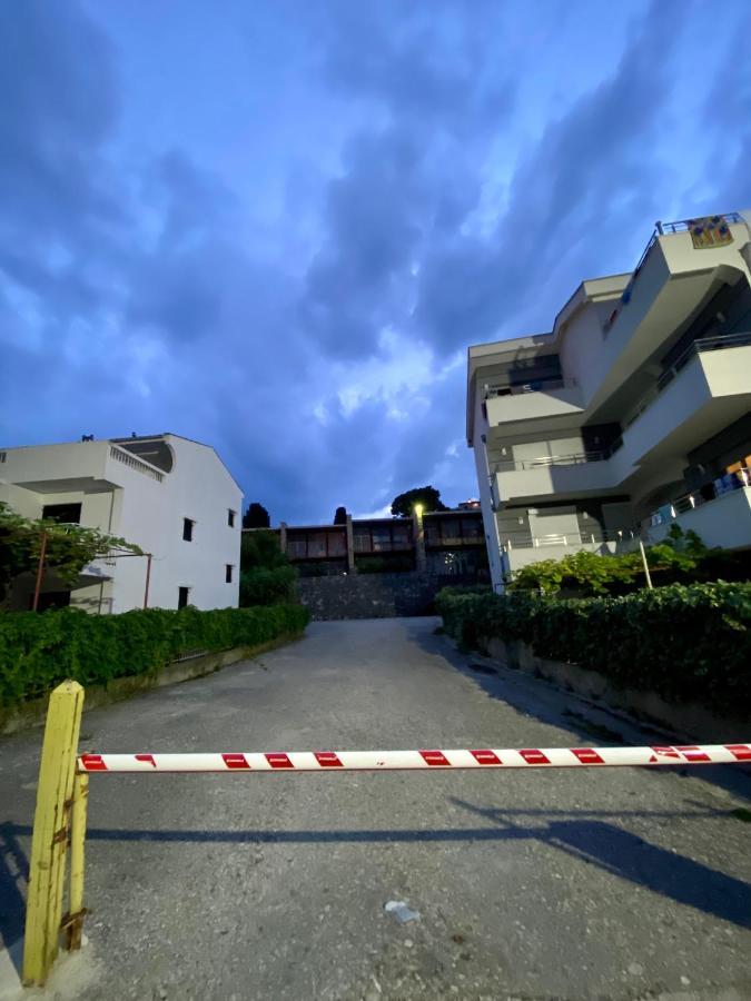 Mala Plaza Apartments Ulcinj Eksteriør bilde